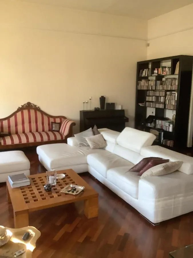 Apartment Appartamento Mary Rose Lucca Italy